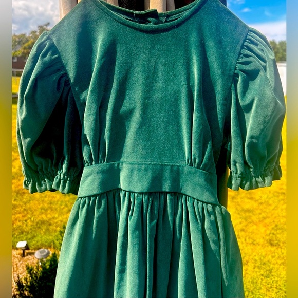 🐢 Girls Eloise Hunter Green Size 8 Long Heavy Velvety dress. Puffy Short… - Picture 2 of 5